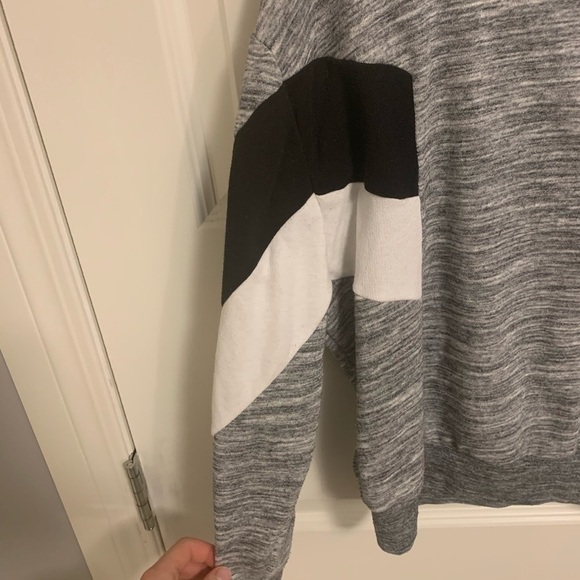 VICTORIA Secret PINK Sweater 3/4 Zip - XS - Picture 6 of 6